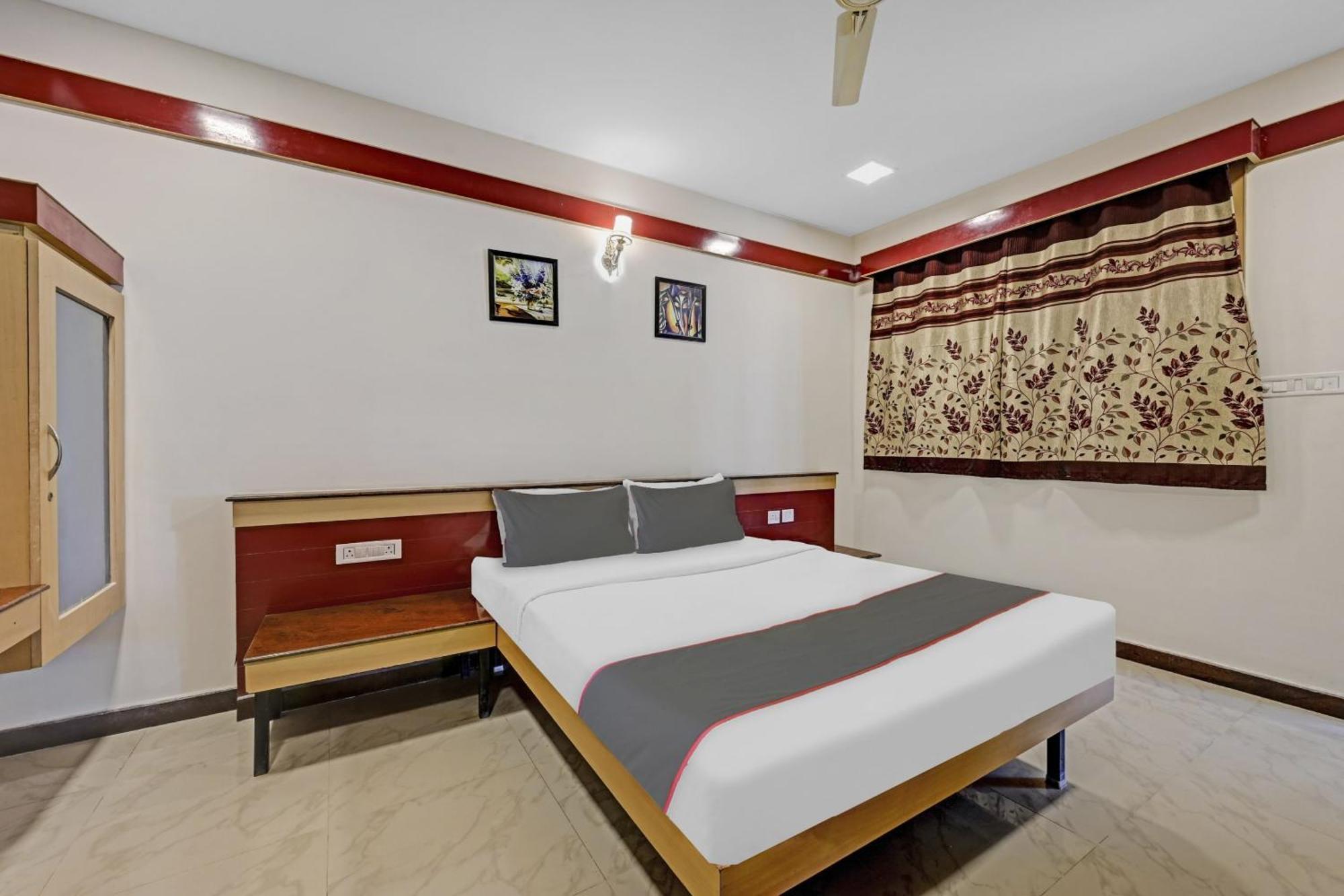 Collection O Sri Sai Ram Suites Bangalore Exterior photo